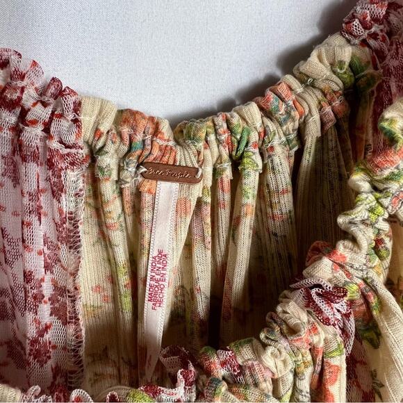 FREE PEOPLE Because I Love You Top NWT in Size Small - Picture 3 of 8